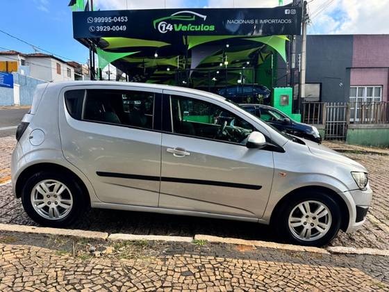 CHEVROLET SONIC 1.6 LT 16V FLEX 4P MANUAL